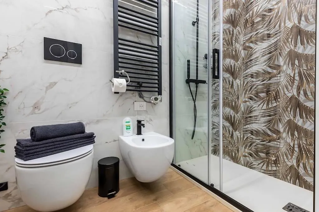 Exotic House In Central Of Milaan Appartement