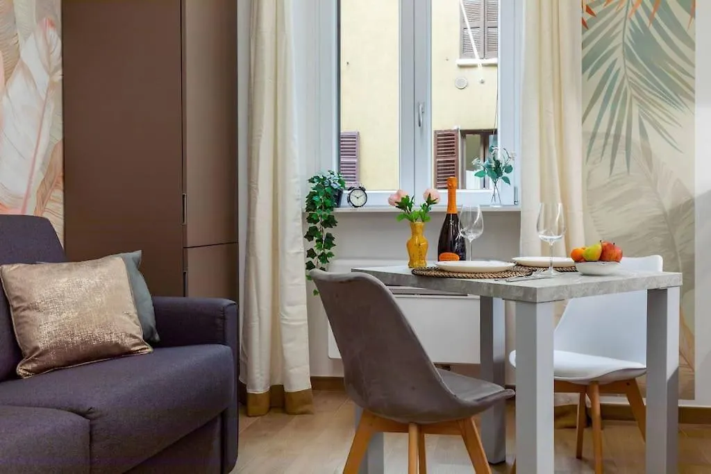 شقة Exotic House In Central Of ميلان